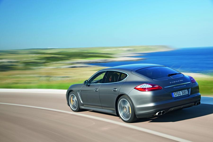  Porsche Panamera Turbo S 2011 года  (фото 28 из 51)